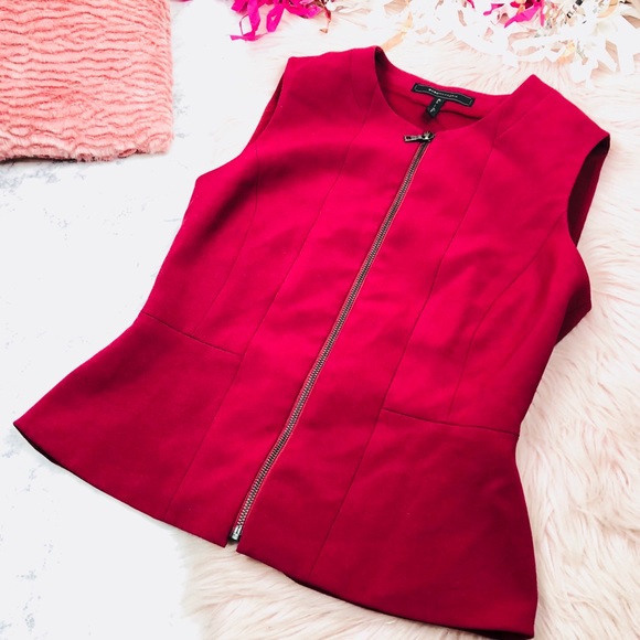 BCBG Max Azria Tops - 🌵5/$25 BCBG Max Azria Cranberry Peplum Top  Small